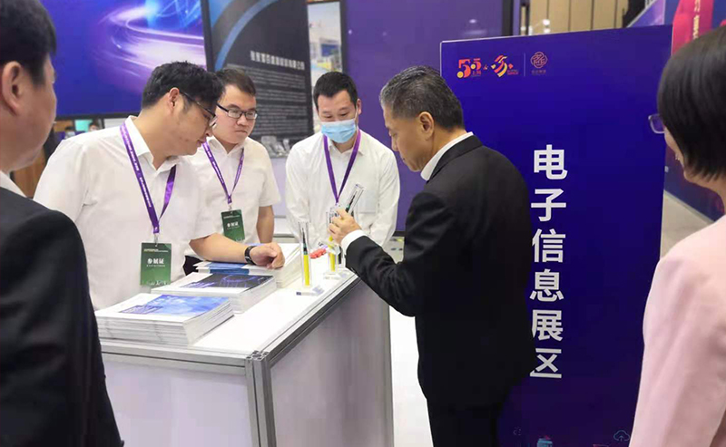 楊市長、方書記親臨亨通展位 | 2021首屆蘇州超級產(chǎn)地節(jié)